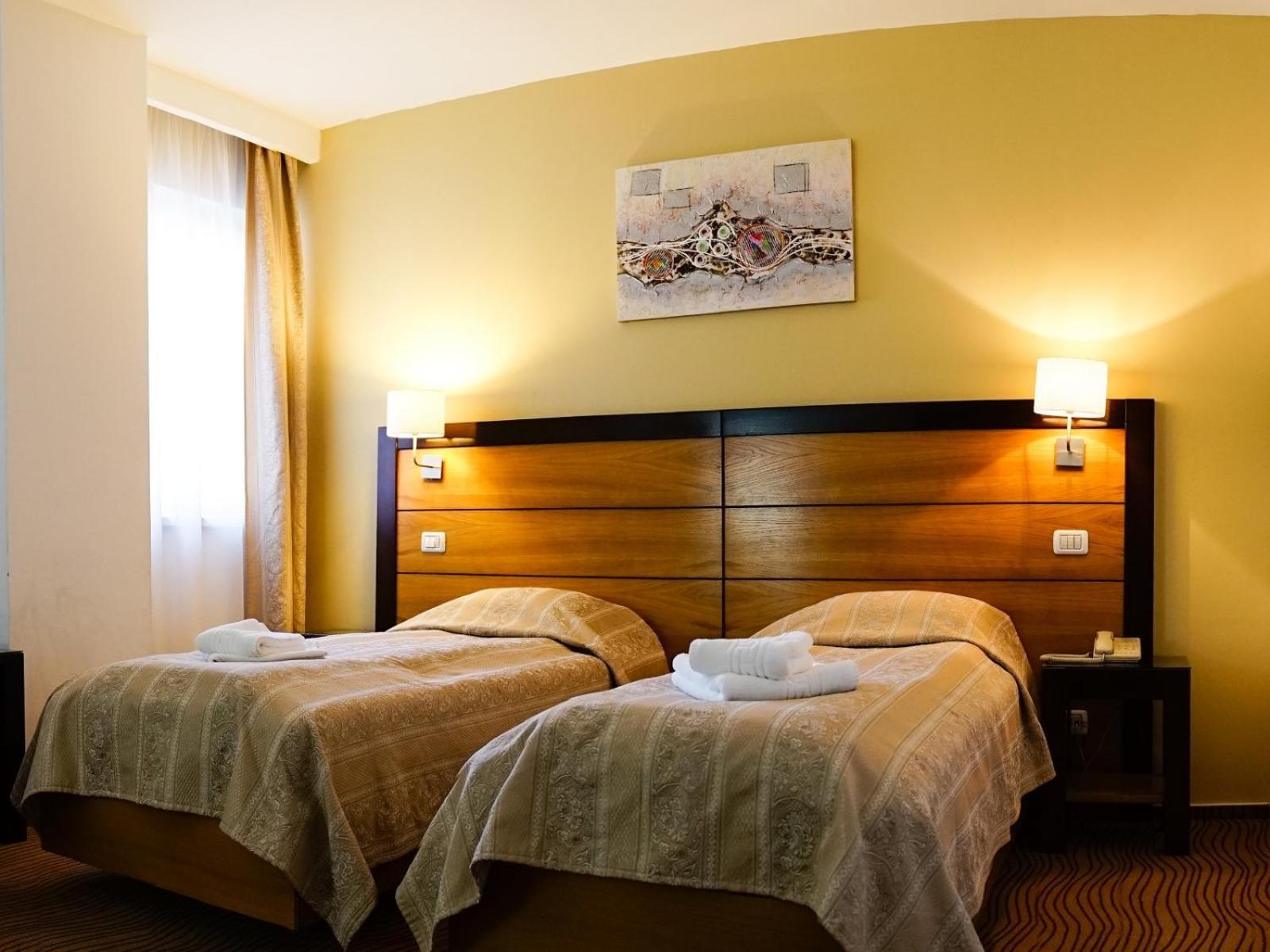 Hotel Criss Bucharest Luaran gambar